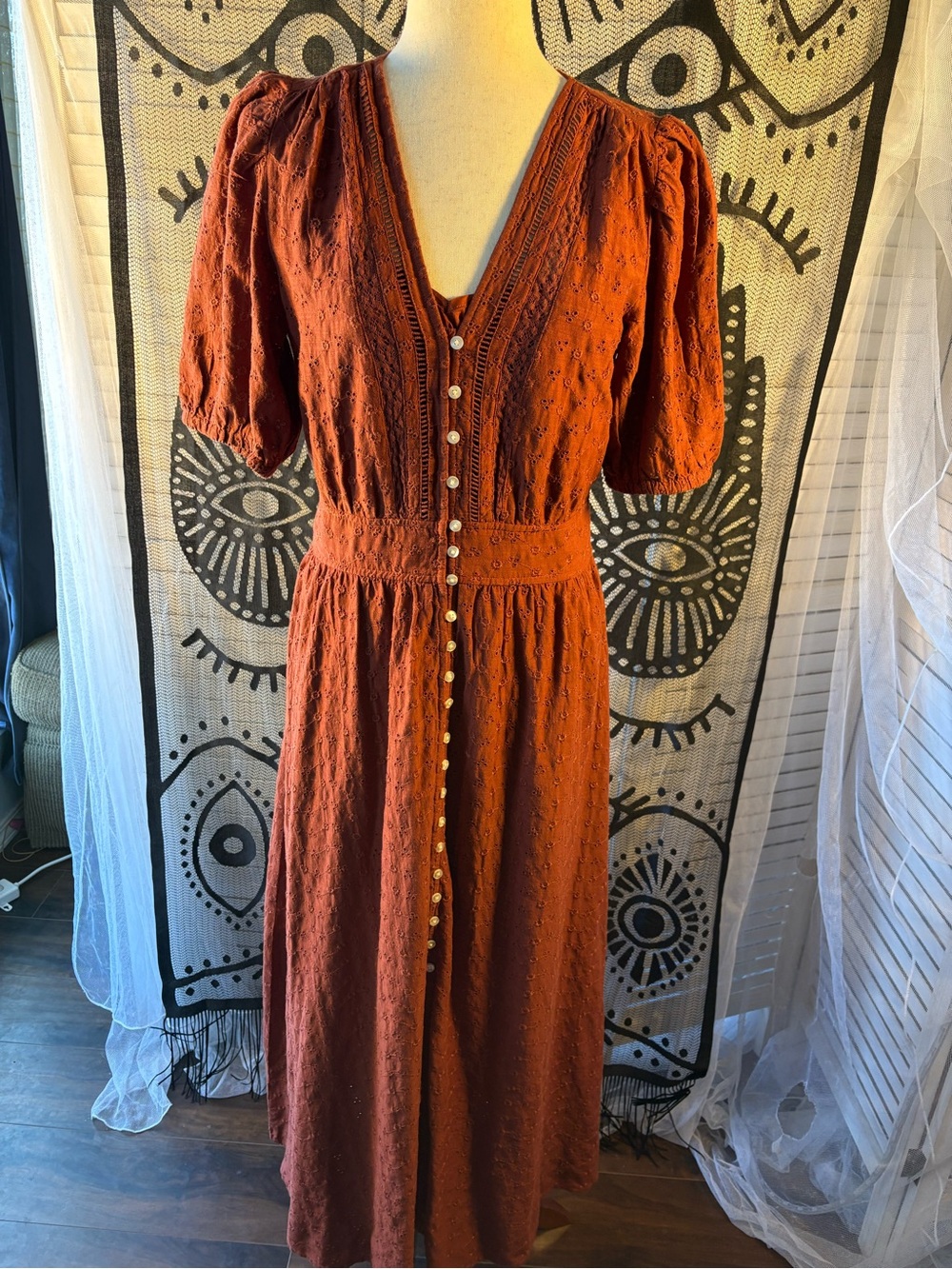 GAP Women's Brown Eyelet Dress